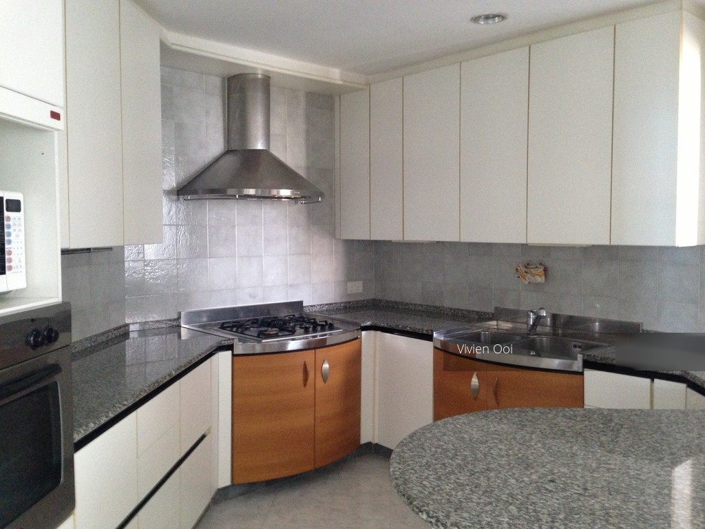 The Waterside (D15), Condominium #111583012